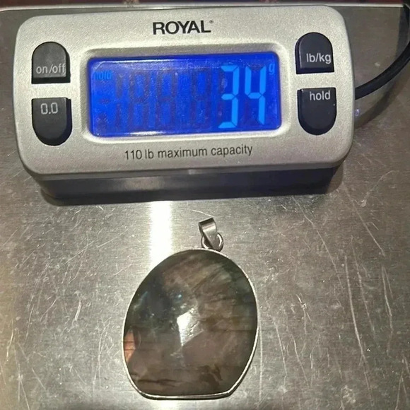 Hand Crafted Genuine Faceted Rainbow Labradorite and Sterling Silver Pendant - Picture 11 of 12